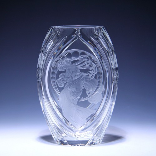 Bleikristallvase mit