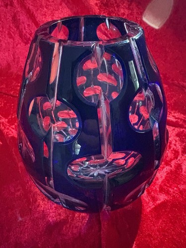 Vase aus bleikristall - aus,