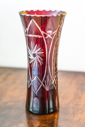 Rubinrote böhmische